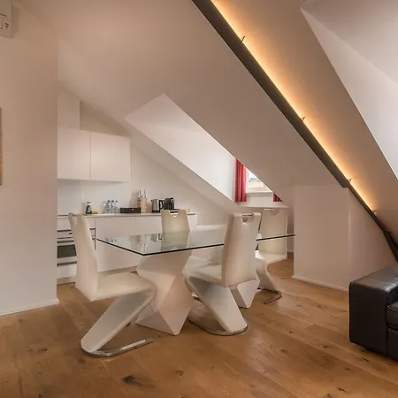 Santa Justa 77 - Downtown Luxury Apartment Lisbon