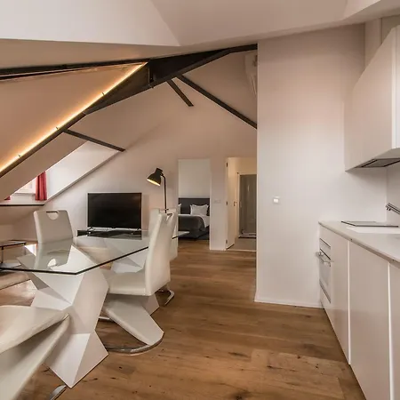 Santa Justa 77 - Downtown Luxury Apartment