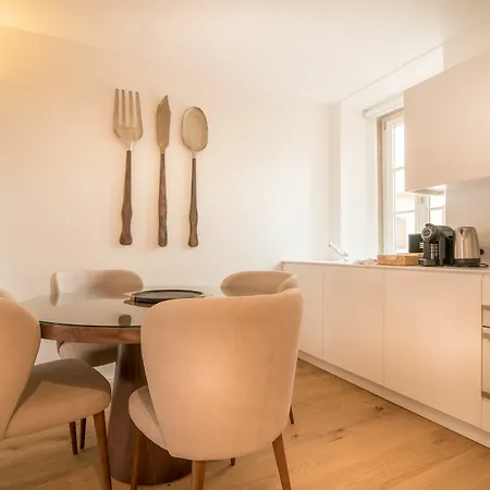 Santa Justa 77 - Downtown Luxury * Lisbon